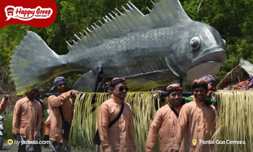 Pantai Goa Cemara Kirab Budaya